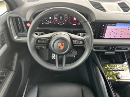 Porsche Cayenne Base AWD 2026