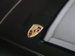 Porsche Cayenne Base AWD 2026