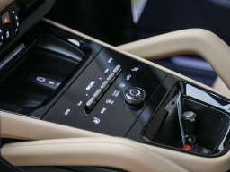 Porsche Cayenne Base AWD 2026