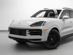 Porsche Cayenne Base AWD 2026