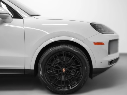 Porsche Cayenne Base AWD 2026