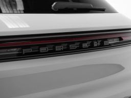 Porsche Cayenne Base AWD 2026