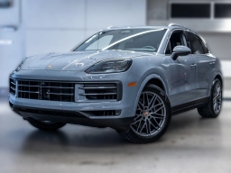 Porsche Cayenne Base AWD 2026