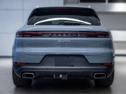 Porsche Cayenne Base AWD 2026