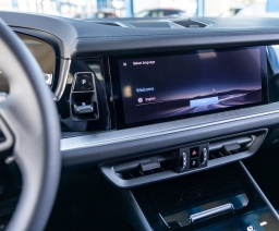 Porsche Cayenne Base AWD 2026