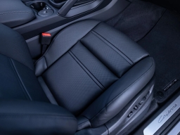 Porsche Cayenne Base AWD 2026
