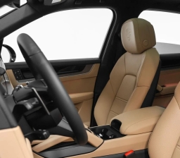 Porsche Cayenne Base AWD 2026