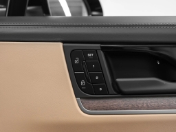 Porsche Cayenne Base AWD 2026