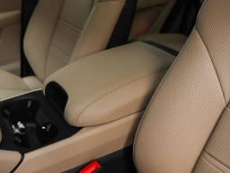 Porsche Cayenne Base AWD 2026