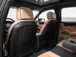 Porsche Cayenne Base AWD 2026