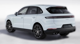 Porsche Cayenne Base AWD 2026