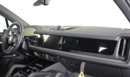 Porsche Cayenne Base AWD 2026