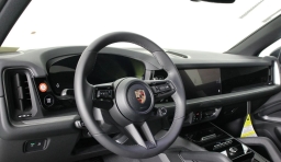 Porsche Cayenne Base AWD 2026