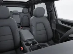 Porsche Cayenne Base AWD 2026