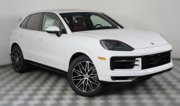 Porsche Cayenne Base AWD 2026