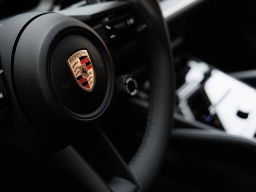 Porsche Cayenne Base AWD 2026