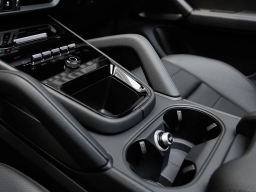 Porsche Cayenne Base AWD 2026