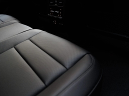 Porsche Cayenne Base AWD 2026