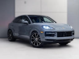 Porsche Cayenne Base AWD 2026