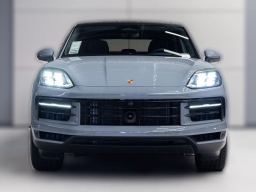 Porsche Cayenne Base AWD 2026