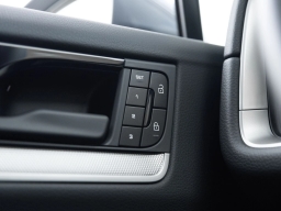 Porsche Cayenne Base AWD 2026