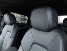 Porsche Cayenne Base AWD 2026