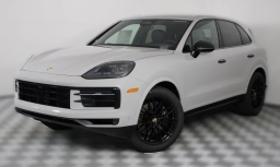 Porsche Cayenne Base AWD 2026