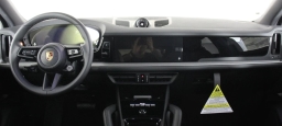 Porsche Cayenne Base AWD 2026