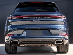 Porsche Cayenne Base AWD 2026