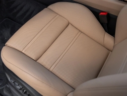Porsche Cayenne Base AWD 2026