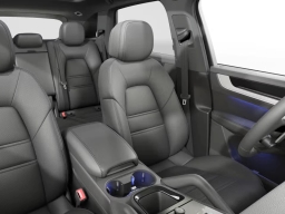 Porsche Cayenne Base AWD 2026