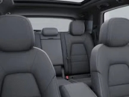 Porsche Cayenne Base AWD 2026