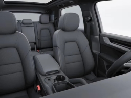 Porsche Cayenne Base AWD 2026