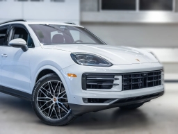 Porsche Cayenne Base AWD 2026