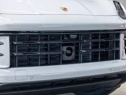 Porsche Cayenne Base AWD 2026