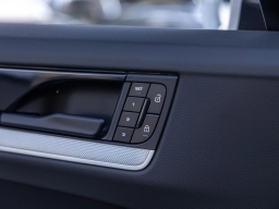 Porsche Cayenne Base AWD 2026