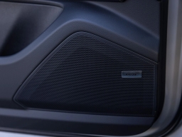 Porsche Cayenne Base AWD 2026