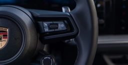Porsche Cayenne Base AWD 2026