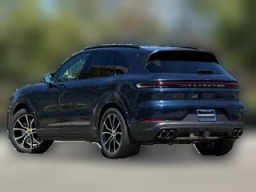 Porsche Cayenne Base AWD 2026