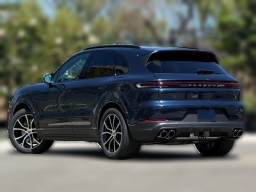 Porsche Cayenne Base AWD 2026
