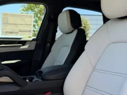 Porsche Cayenne Base AWD 2026