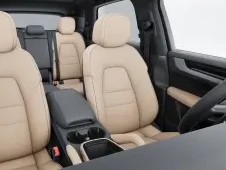 Porsche Cayenne Base AWD 2026