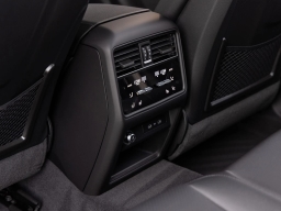 Porsche Cayenne Base AWD 2026