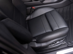 Porsche Cayenne Base AWD 2026