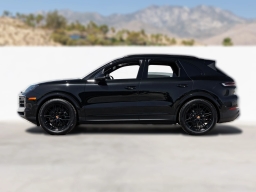 Porsche Cayenne Base AWD 2026