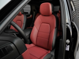 Porsche Cayenne Base AWD 2026