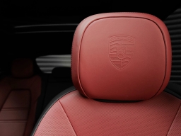 Porsche Cayenne Base AWD 2026