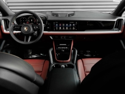 Porsche Cayenne Base AWD 2026