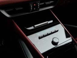 Porsche Cayenne Base AWD 2026