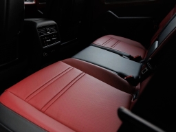 Porsche Cayenne Base AWD 2026